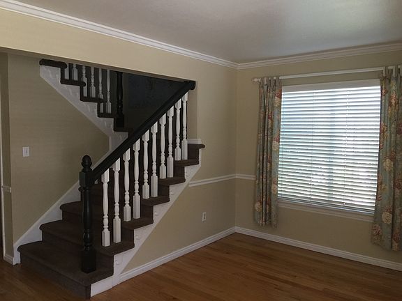 Front Room/Living Room