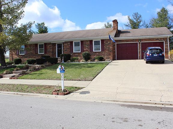 2nd image of 294 Saratoga Cir