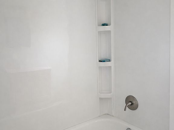 3rd image of 121 W Marshall St