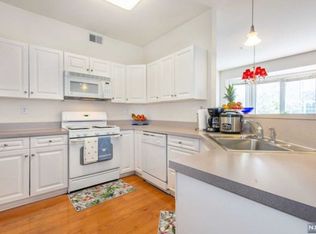 104 George Russell Way #361, Clifton, NJ 07013