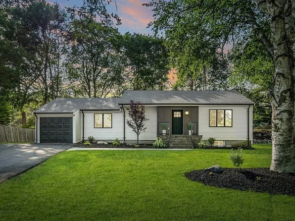 11 S Gtwy, Winchester, MA 01890