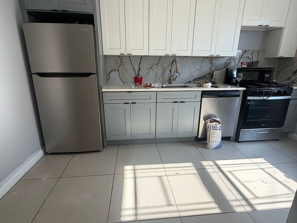 1st image of 119 Hobart Ave #4F