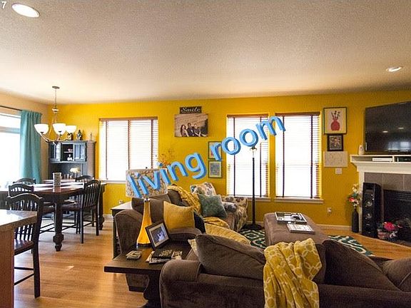 2nd image of 1427 NE Alexandria Pl