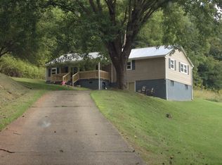 127 Old County Rd, Prichard, WV 25555