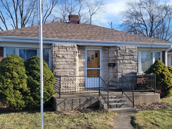 1410 Oak St, Michigan City, IN 46360