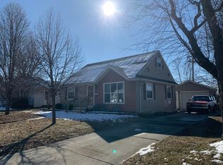 1103 Motz St, Saint Marys, OH 45885