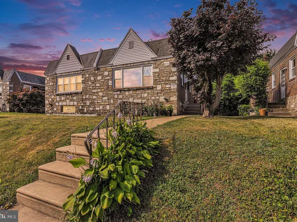 1724 Benson St, Philadelphia, PA 19152