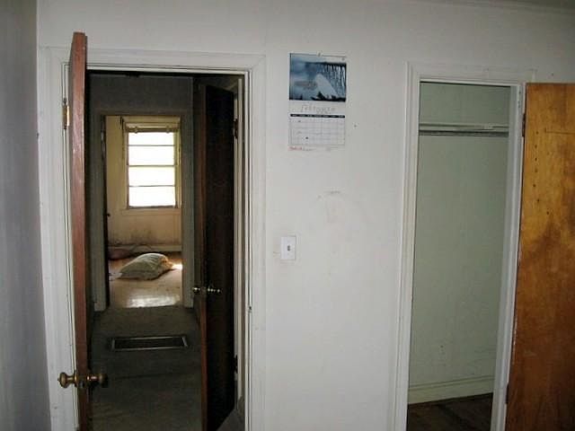 2nd image of 108 Stewart St