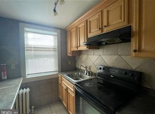 102 N 11th St #3, Reading, PA 19601