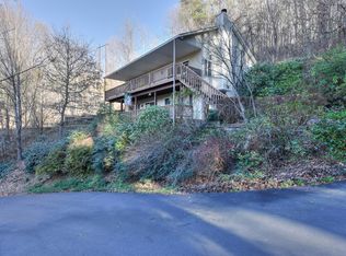 159 Edgewood Dr, Clyde, NC 28721