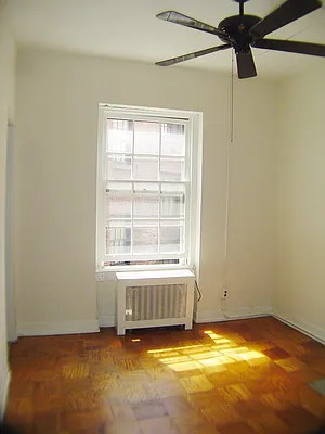 Rented by M.Woods & Associates | media 30