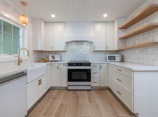 2181 Iliili Rd APT 202, Kihei, HI 96753