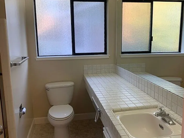 1120 Eden Bower Ln — Photo 12