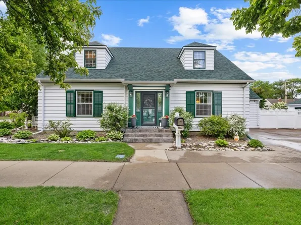 821 N Kendrick Ave, Glendive, MT 59330