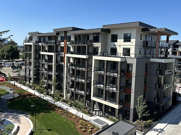 5th image of 45511 Campus Dr #1198562
