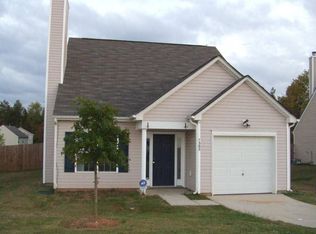 7305 Hidden Creek Dr, Charlotte, NC 28214