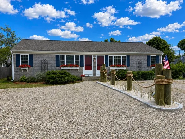 1-3 Redwing Pl, Dennis Pt, MA 02639