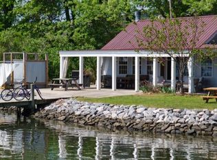 1167 Johns Neck Rd, Weems, VA 22576