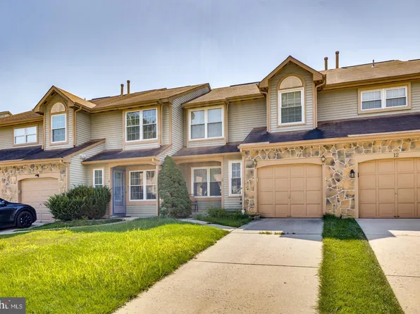 10 Eddlewood Pl, Mount Laurel, NJ 08054