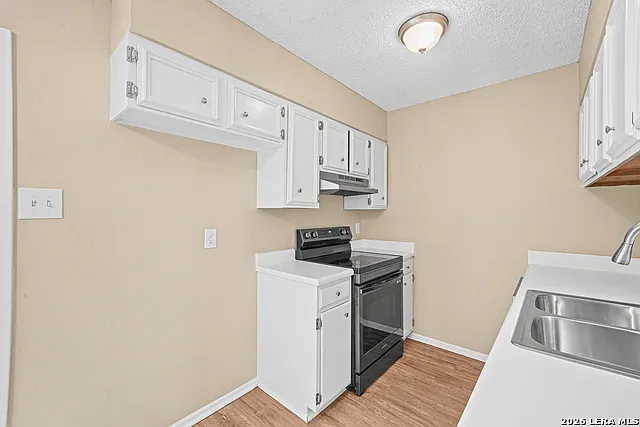 12022 Casa Bonita St — Photo 11