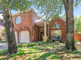 9352 Riverwalk Ln, Irving, TX 75063