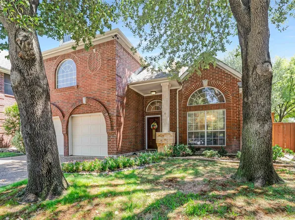 9352 Riverwalk Ln, Irving, TX 75063