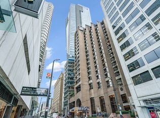 667 Howe St #3002, Vancouver, BC V6C 0B5