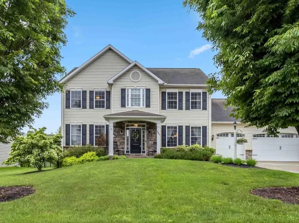 207 Dunbar Dr, Mechanicsburg, PA 17050