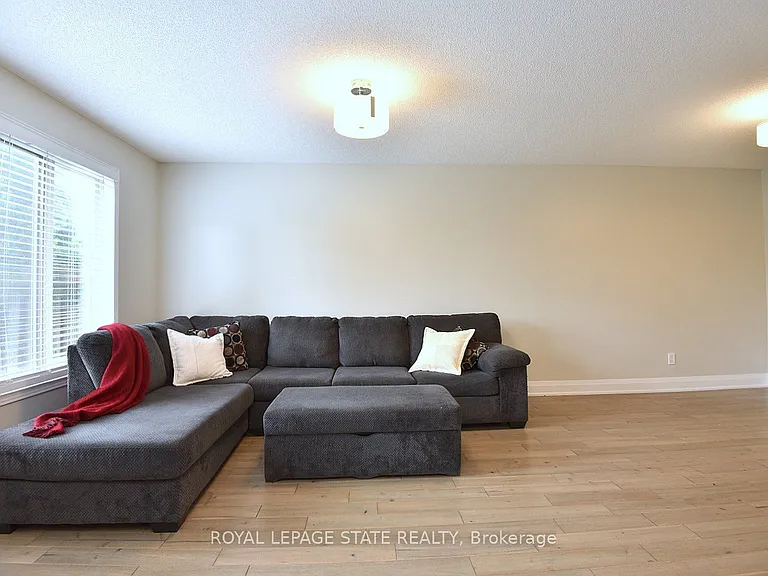 519 Southridge Dr — Photo 9
