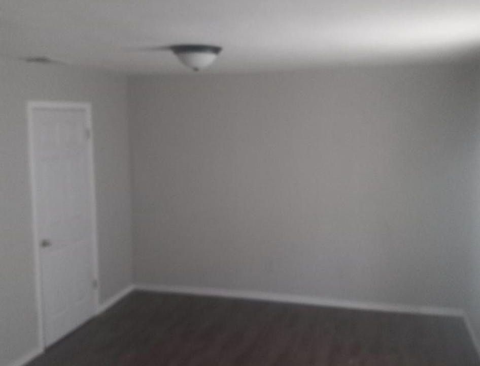 1st image of 206 S A St