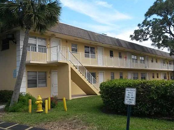 2nd image of 5180 NE 6th Ave APT 609