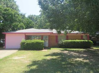 6705 Despot Rd, Shreveport, LA 71108