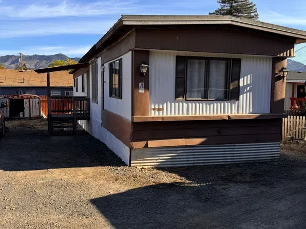 341 E 5th Ave, Riddle, OR 97469