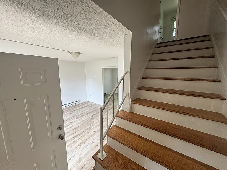 421 Honeywood Ave #B2 — Photo 8