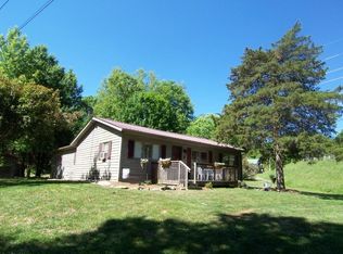 2195 Lofty Pine Ln, Lenoir, NC 28645