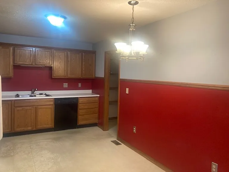 342 Westline Ct — Photo 11