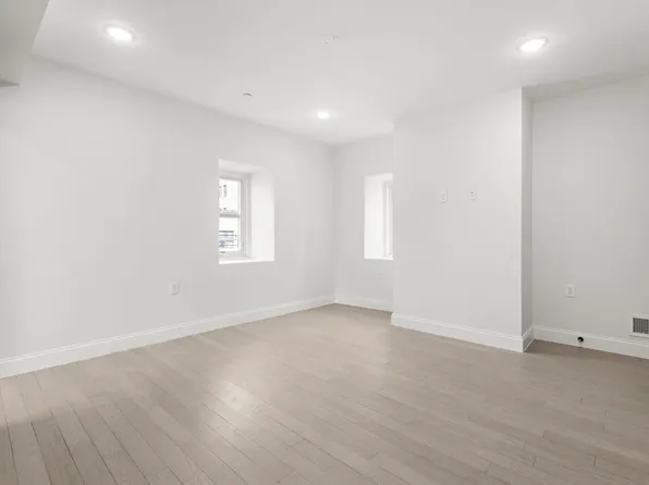 133 Clifton Place image 14 of 20