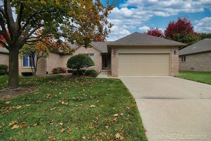 1st image of 41142 Turnberry Ln