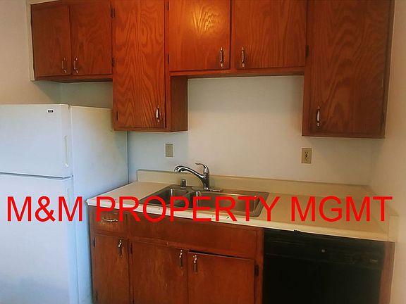 5th image of 932 Dornajo Way APT 1
