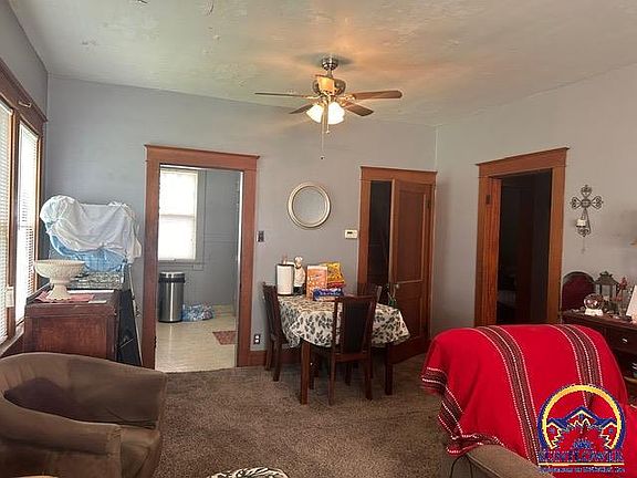4th image of 2643 SE Maryland Ave