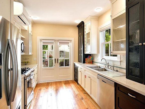 3rd image of 311 Elizabeth St #6108