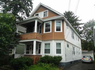 1052 Garner Ave, Schenectady, NY 12309