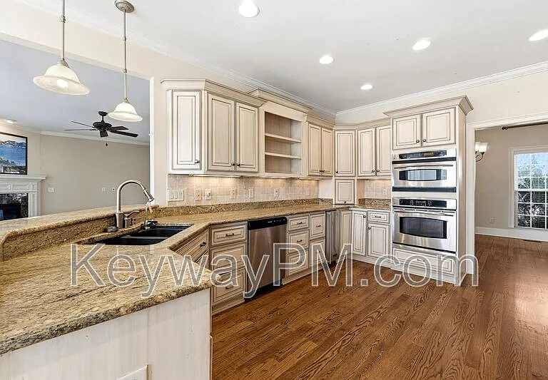 529 John Fox Run — Photo 13