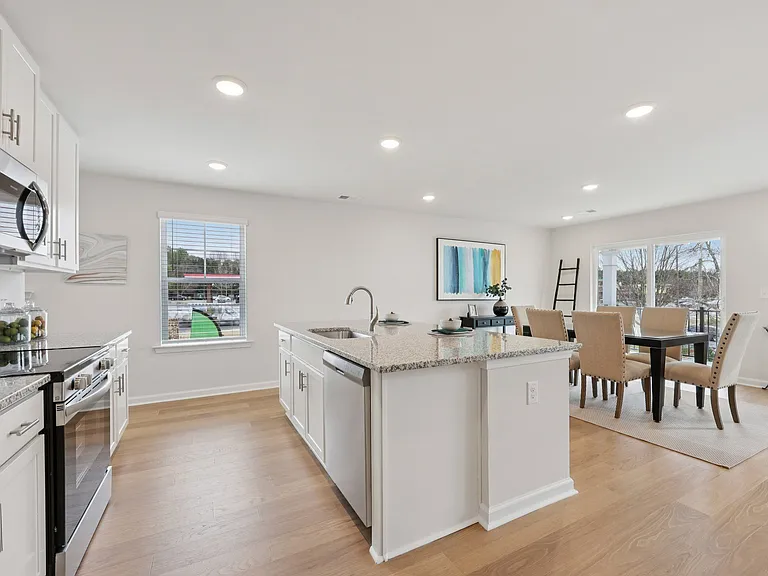 Sweetwater Springs Townhomes — Photo 15