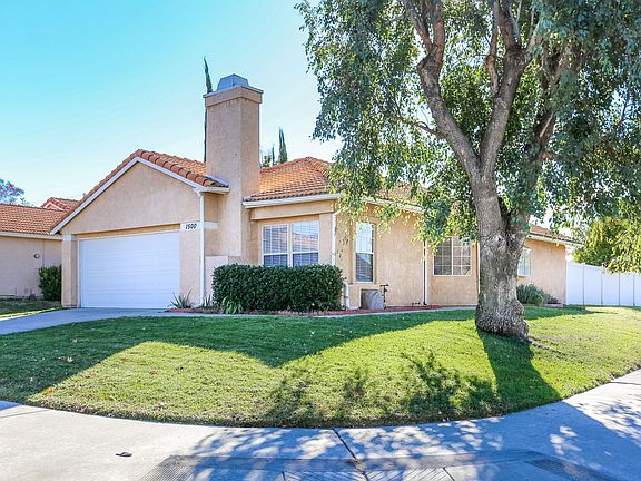 5th image of 1500 Canterbury Cir