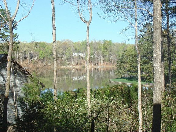 Spring View - Kitchen