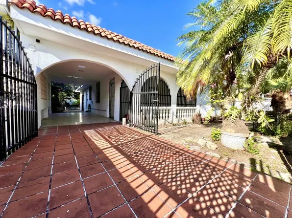 267 Calle Peru Urb Hyde Park, San Juan, PR 00918