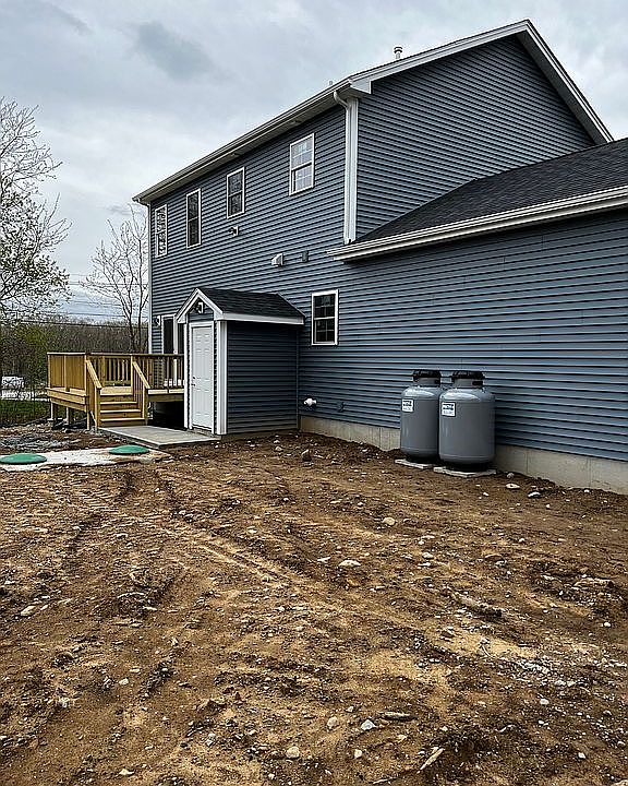 2nd image of 210 Gervais St