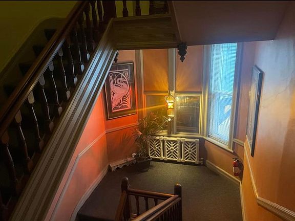2nd image of 108 S Lake Ave APT 3
