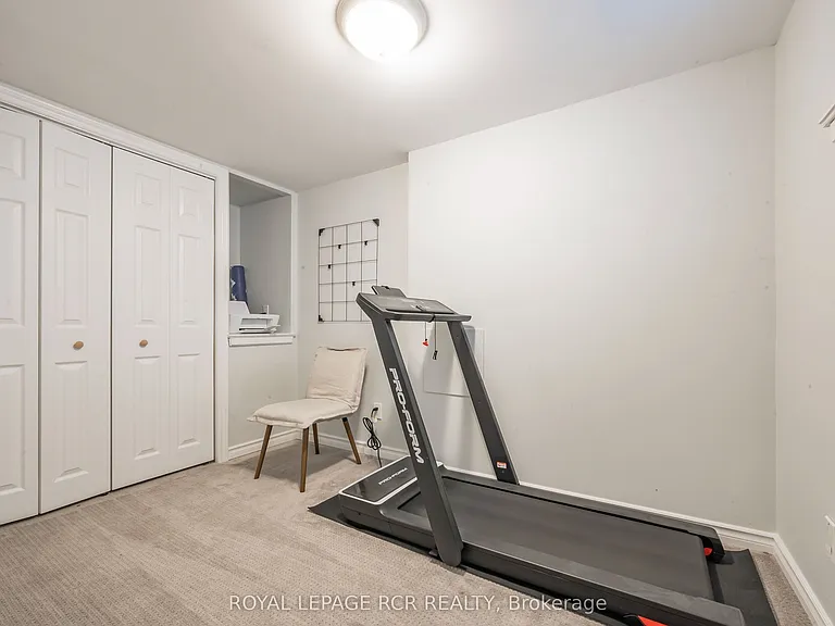 64 2nd St #LOWER — Photo 10